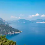 Allegra Villa Tzamarelata