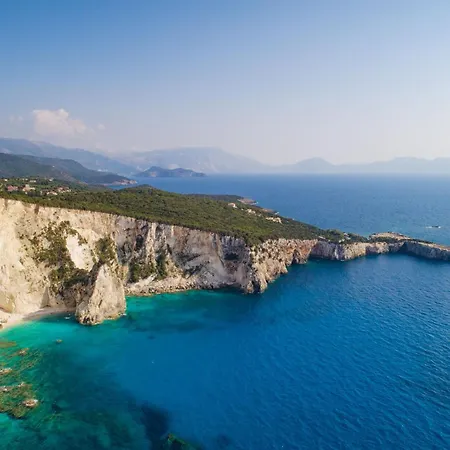 Allegra Villa Tzamarelata